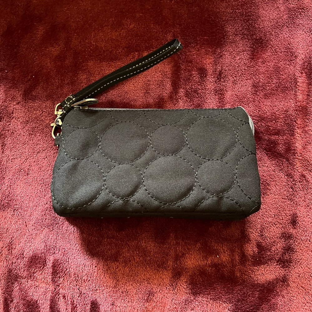 Thirty one wristlet